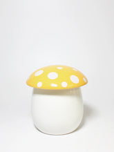 Lemongrass 10 oz scented candle