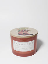 White Flowers 12 oz scented candle