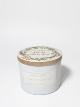 Winter White 12 oz scented candle