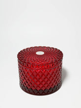 Winter Pine 9.5 oz scented candle